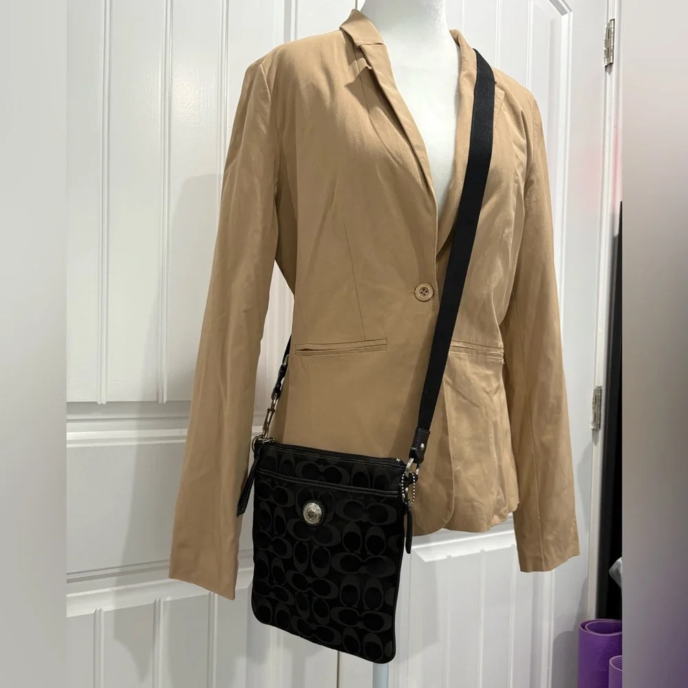 Coach Black Signature Crossbody Bag - Picture 14 of 14